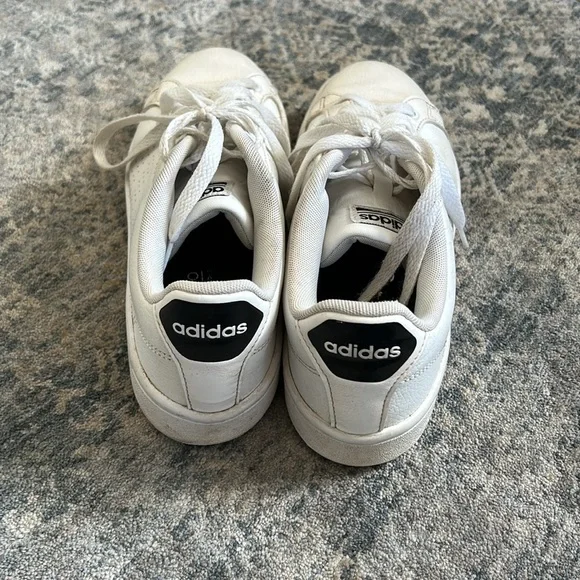 Adidas Cloudfoam White Sneakers - Picture 3 of 7